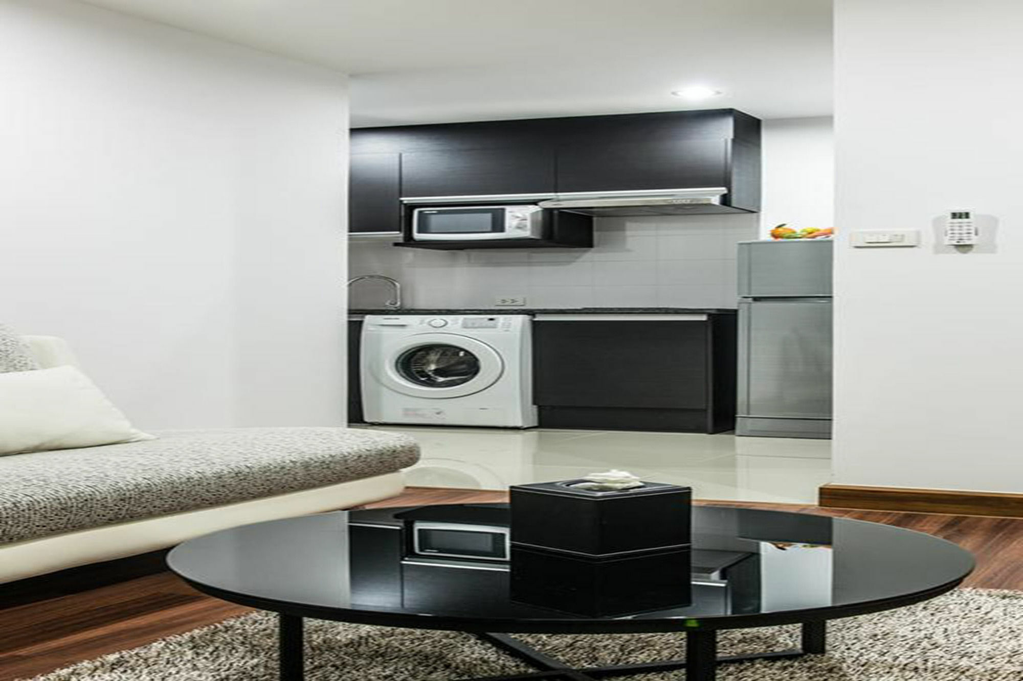 Winner Sriracha Serviced Apartment Si Racha Extérieur photo