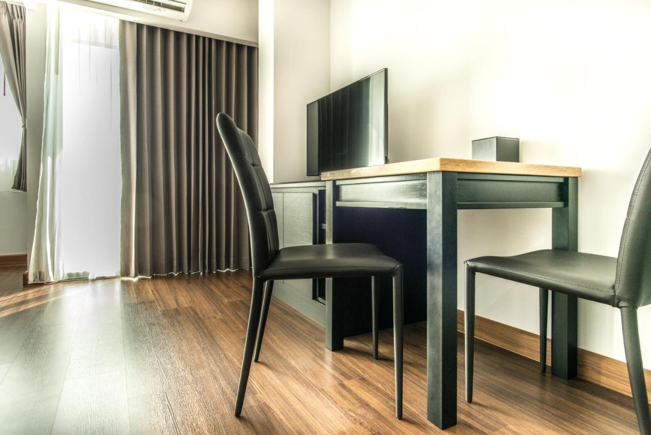 Winner Sriracha Serviced Apartment Si Racha Extérieur photo
