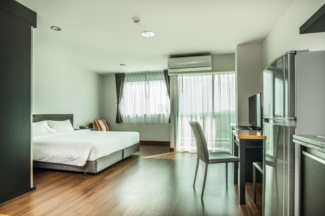 Winner Sriracha Serviced Apartment Si Racha Extérieur photo