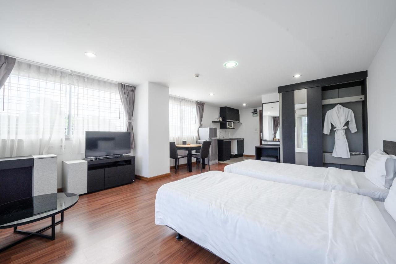 Winner Sriracha Serviced Apartment Si Racha Extérieur photo